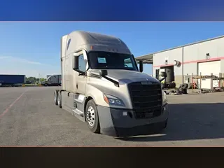 2022 Freightliner Cascadia 126