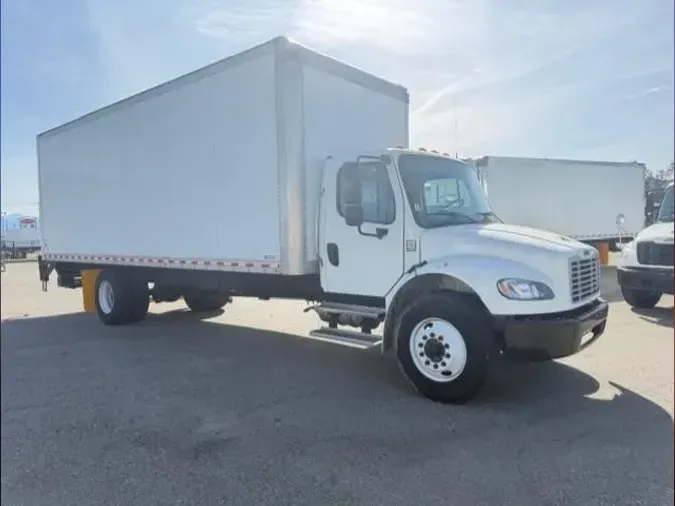 2021 Freightliner Business Class M2 106