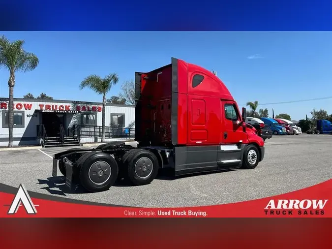 2021 FREIGHTLINER CA126