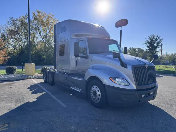 2022 International LT625f105917bbcdba391a5ea16e63e34d538