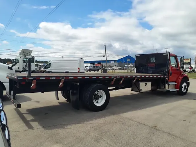 2019 FREIGHTLINER M2 106