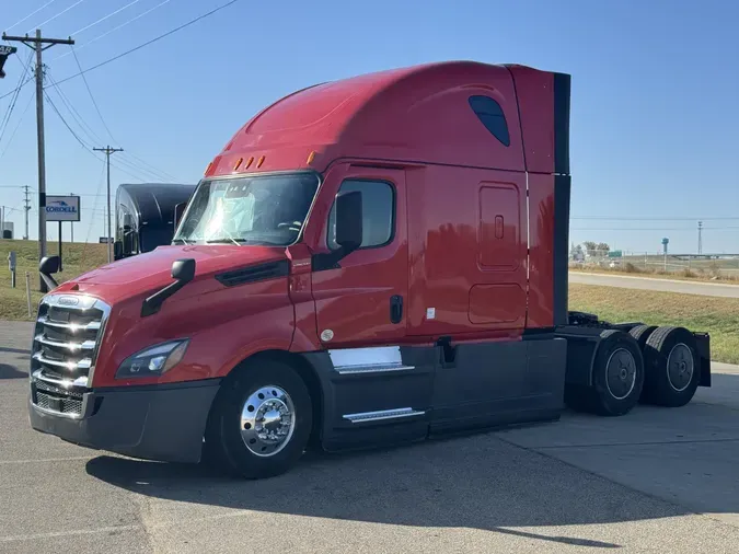 2020 FREIGHTLINER Cascadia 126f10bc38ceae7f428bb208228d88fdad9