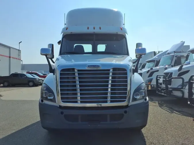 2017 FREIGHTLINER CASCADIA 125f10c4e2e87cb21367a2b8de5cc94e1f6