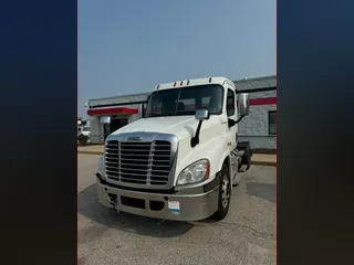 2019 FREIGHTLINER/MERCEDES CASCADIA 125