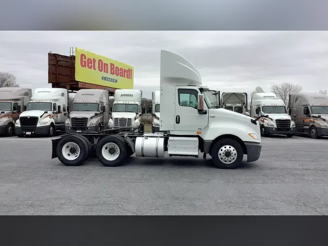 2018 International LTf115ff7289c3b80b02d6972023b95e29