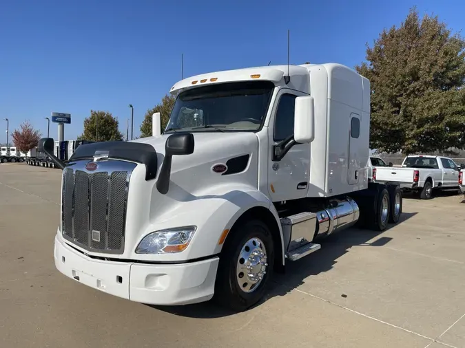 2022 Peterbilt 579