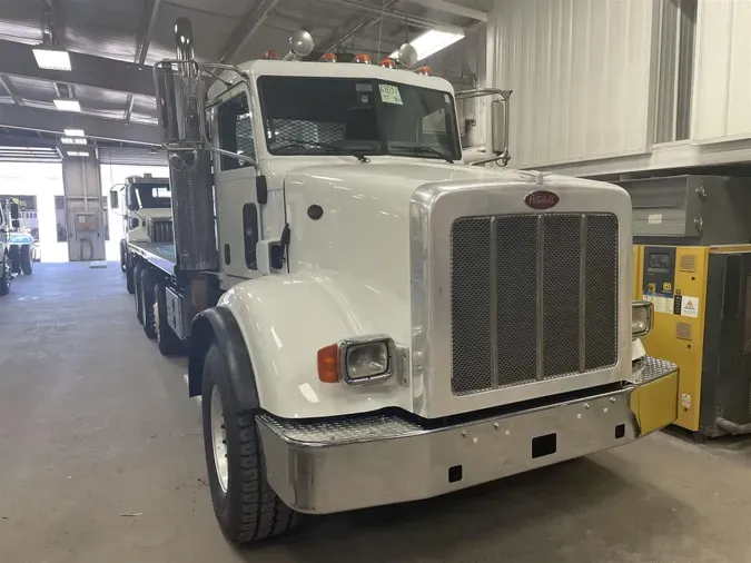 2011 Peterbilt 365f11a8233d6f069e461f38f574790be1a