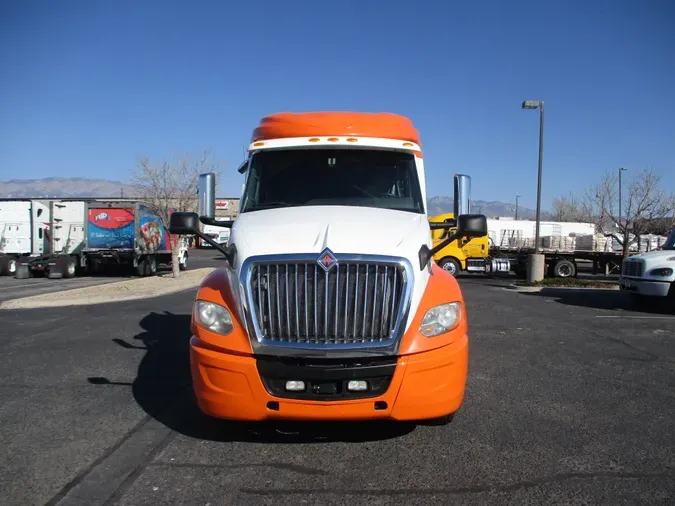 2018 NAVISTAR INTERNATIONAL LT625 SLPR CAB