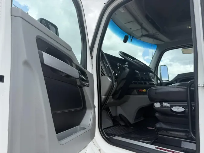 2021 Kenworth T680f1200e004026f34f8e4c5fd4b006d1b8