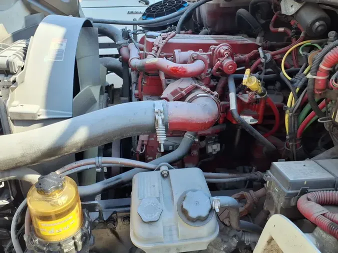 2020 FREIGHTLINER M2 106