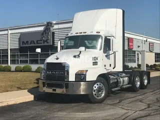 2025 MACK AN64T