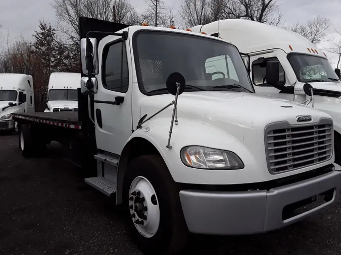 2018 FREIGHTLINER/MERCEDES M2 106