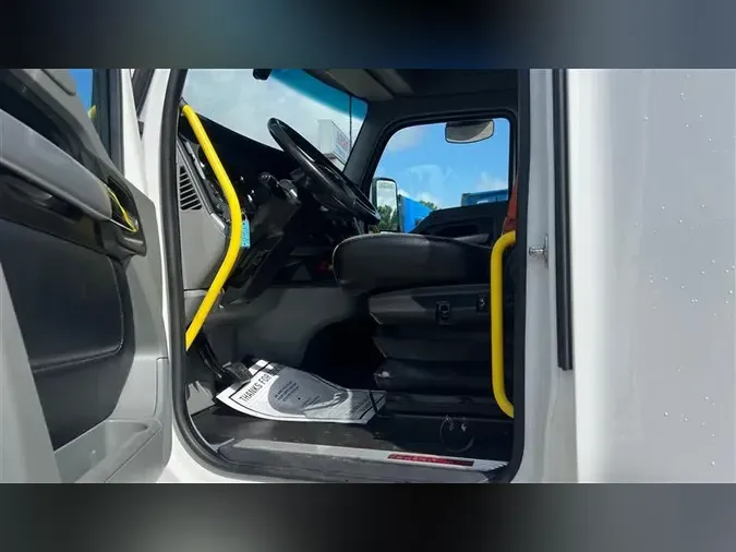 2021 KENWORTH T680