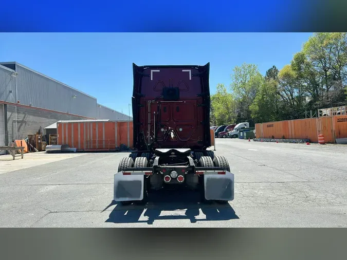 2024 Freightliner Cascadiaf1247b4fc955d60cbc1f81716f23b881