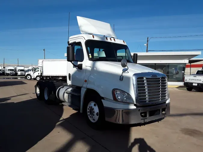 2018 FREIGHTLINER/MERCEDES CASCADIA 125