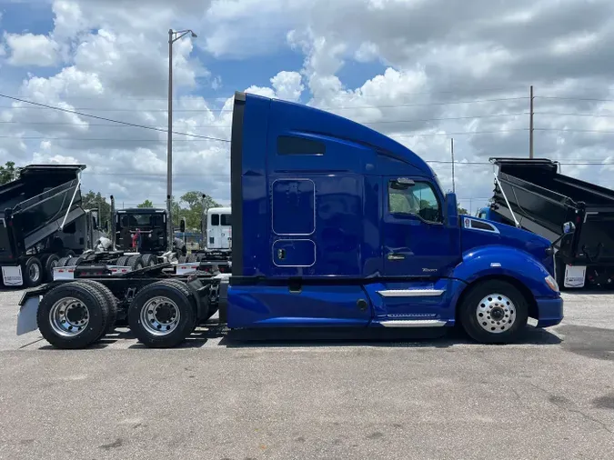 2022 Kenworth T680