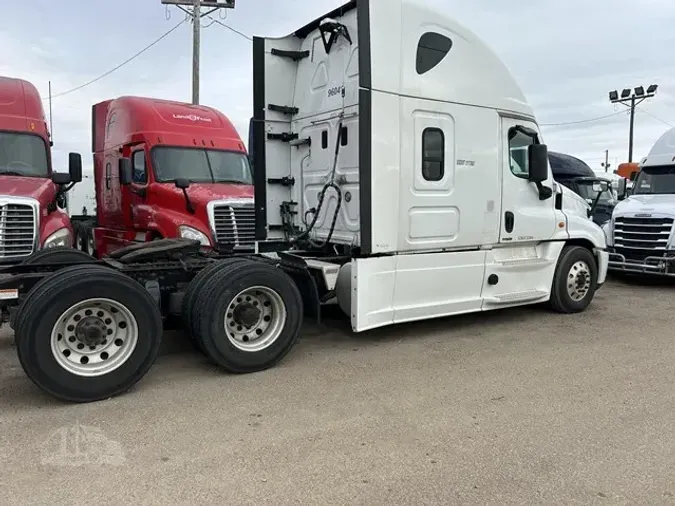2016 FREIGHTLINER CASCADIA 125