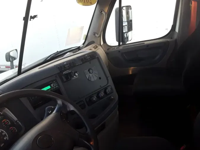 2018 FREIGHTLINER/MERCEDES CASCADIA 125f12e141d810d7bfbba53826d552ab18c