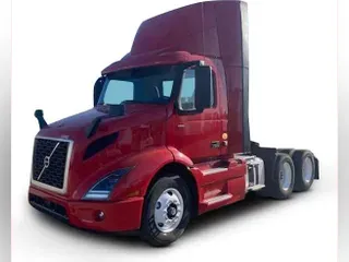 2020 Volvo VNR64T300