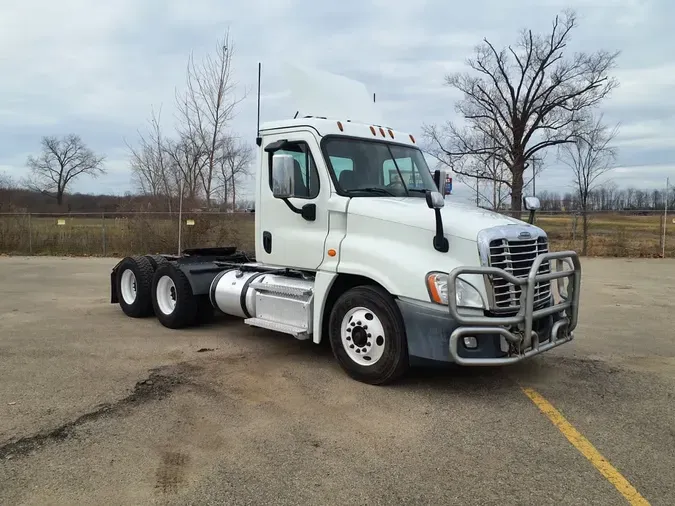 2020 FREIGHTLINER/MERCEDES CASCADIA 125f130c01ece7e60912a7059410914b4da