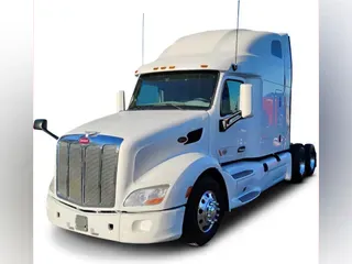 2022 Peterbilt 579