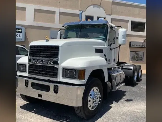 2025 MACK PI64Tf1339ac172471c9ebda92a2036433c19