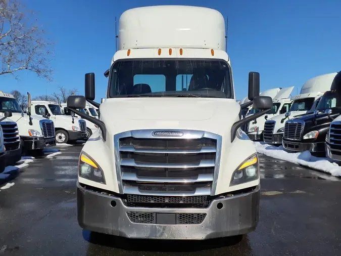 2019 FREIGHTLINER/MERCEDES NEW CASCADIA 116