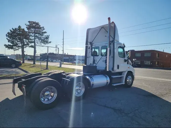 2022 FREIGHTLINER CASCADIA