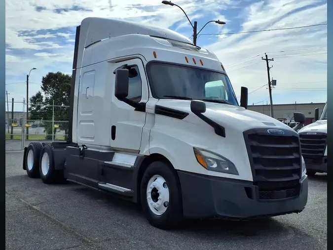 2019 FREIGHTLINER/MERCEDES PT126064ST