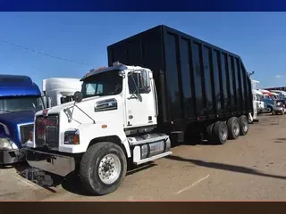 2016 WESTERN STAR 4700