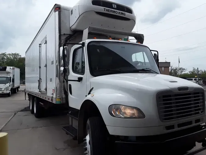 2017 FREIGHTLINER/MERCEDES M2 106