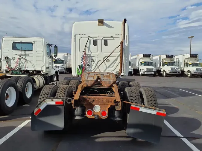 2017 FREIGHTLINER/MERCEDES CASCADIA 125
