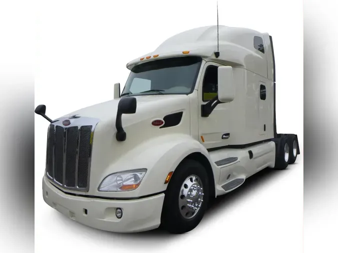 2022 Peterbilt 579f1443196a40fdb63494cefb59c6a985f