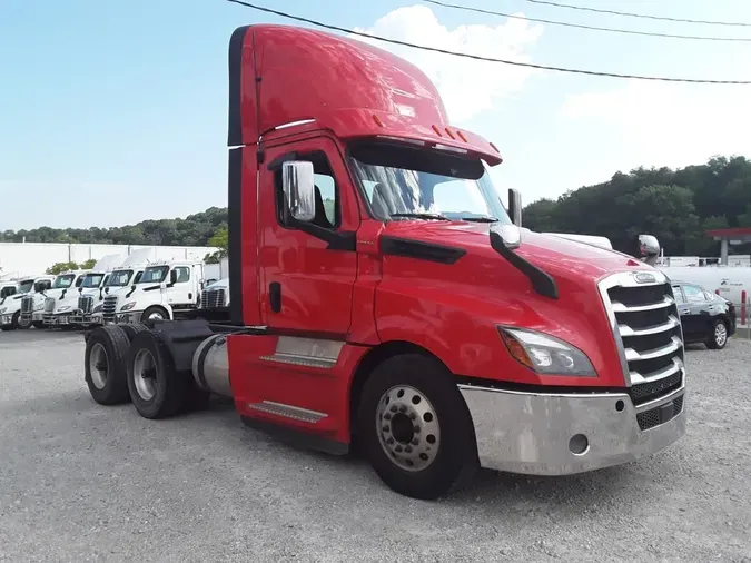 2020 FREIGHTLINER NEW CASCADIA PX12664