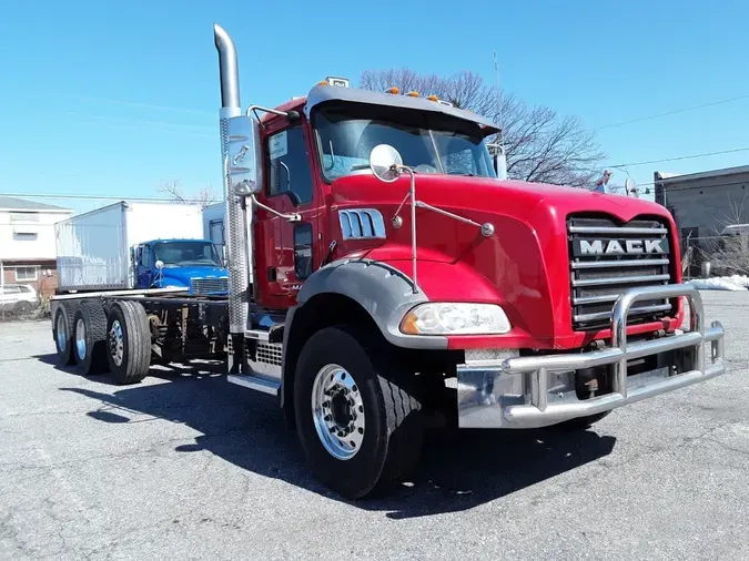 2018 MACK TRUCKS, INC. GU803f145b95aef36b62b8fc1adca9d18d9ae