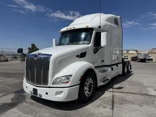 2022 Peterbilt 579