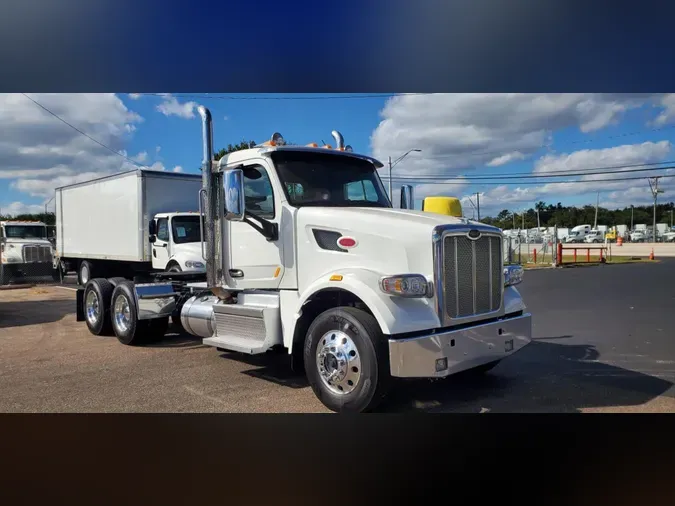 2022 Peterbilt 567