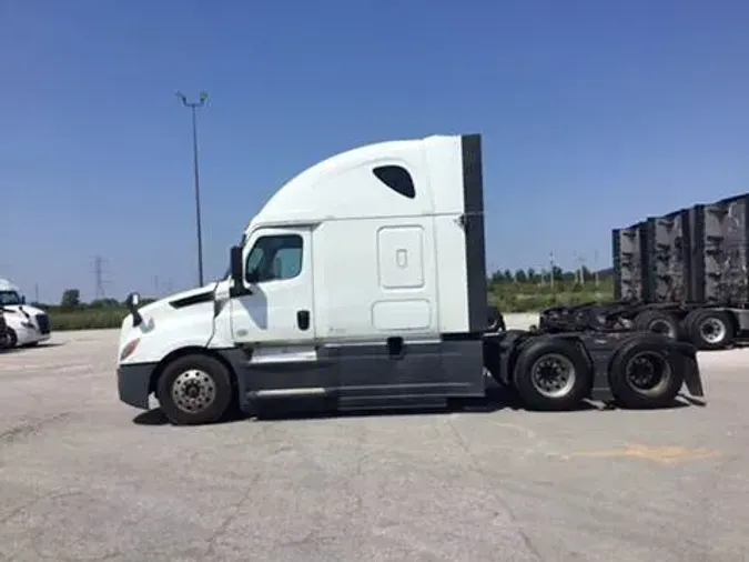 2020 Freightliner Cascadia