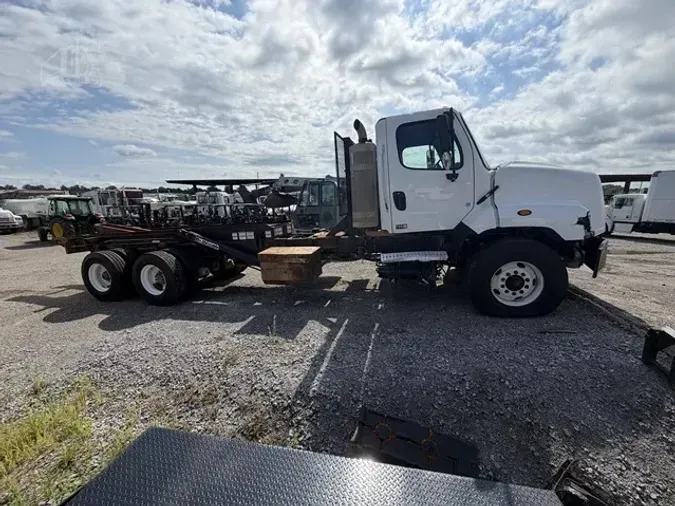 2016 FREIGHTLINER 114SD