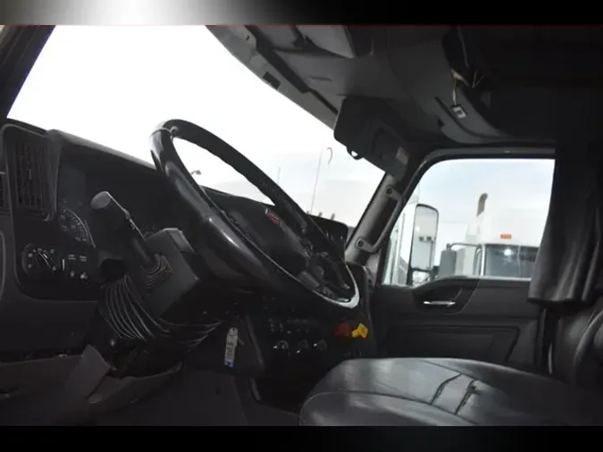 2019 INTERNATIONAL LT