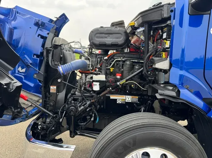 2023 PETERBILT 579