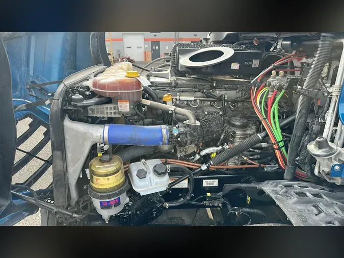 2022 Freightliner Cascadia 126