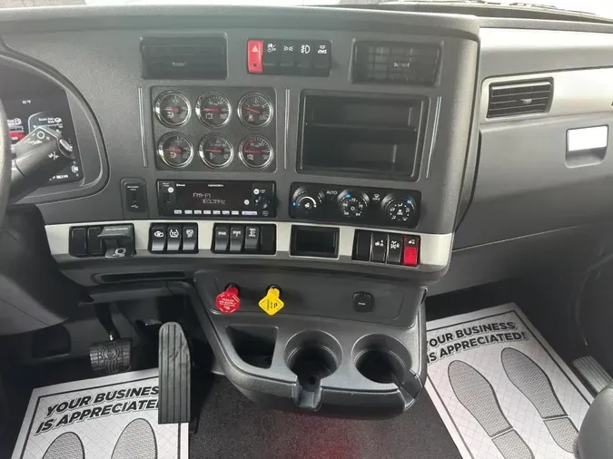 2023 KENWORTH T680