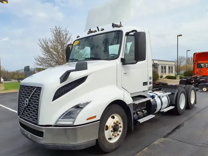 2019 VOLVO VNL64T-300f1508fca7f64d7aebc4392f46e38125f