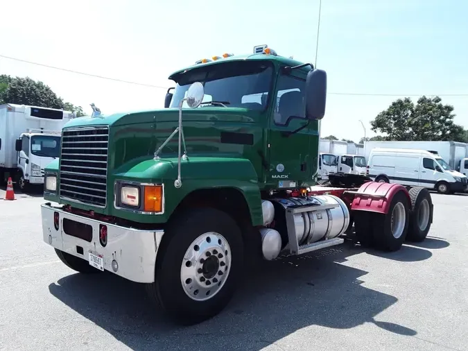 2018 MACK TRUCKS, INC. CHU613f150deb5afe8723ff46aa753888ab6bf