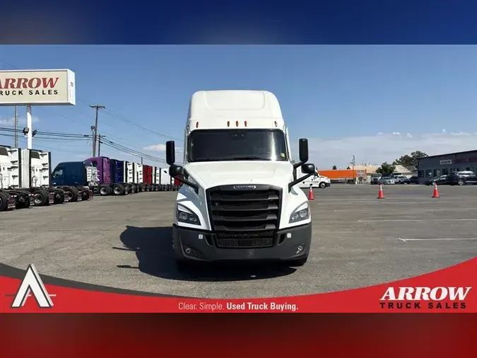 2022 FREIGHTLINER CA126