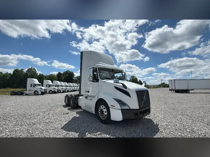 2020 Volvo VNL300f152e32b216d465c4a1ca545a153a82d