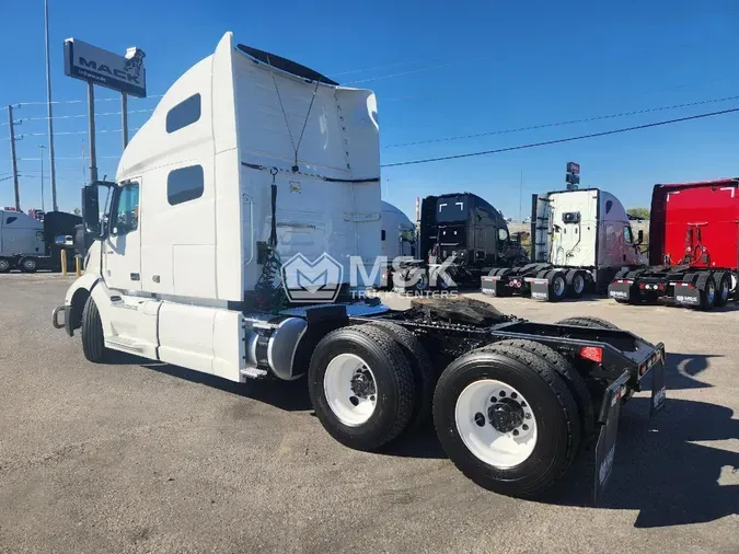 2019 VOLVO VNL64T760