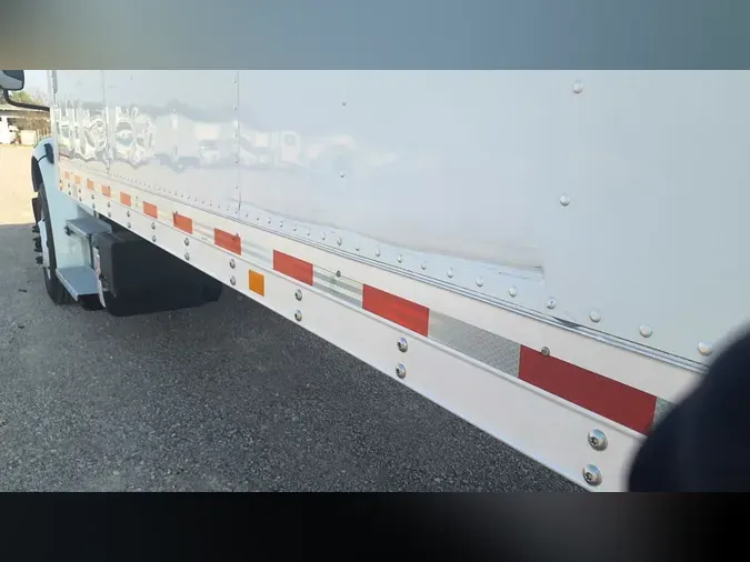 2019 FREIGHTLINER/MERCEDES M2 106