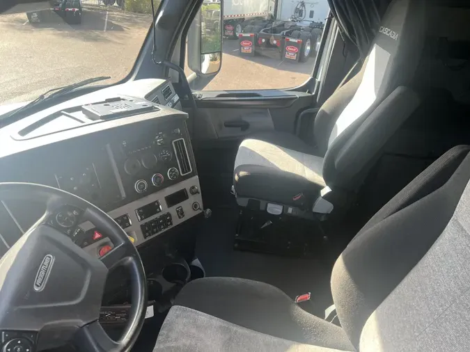 2020 Freightliner Cascadia